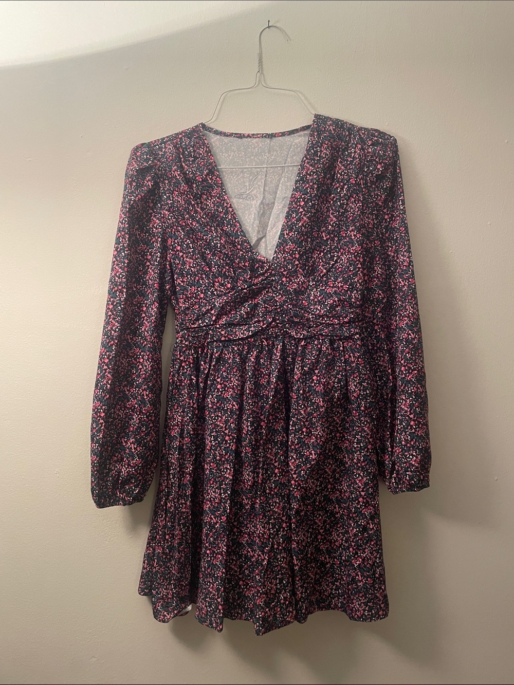 SHEIN Black Ditsy Floral V-Neck Long Sleeve Mini Dress with Pink Accents